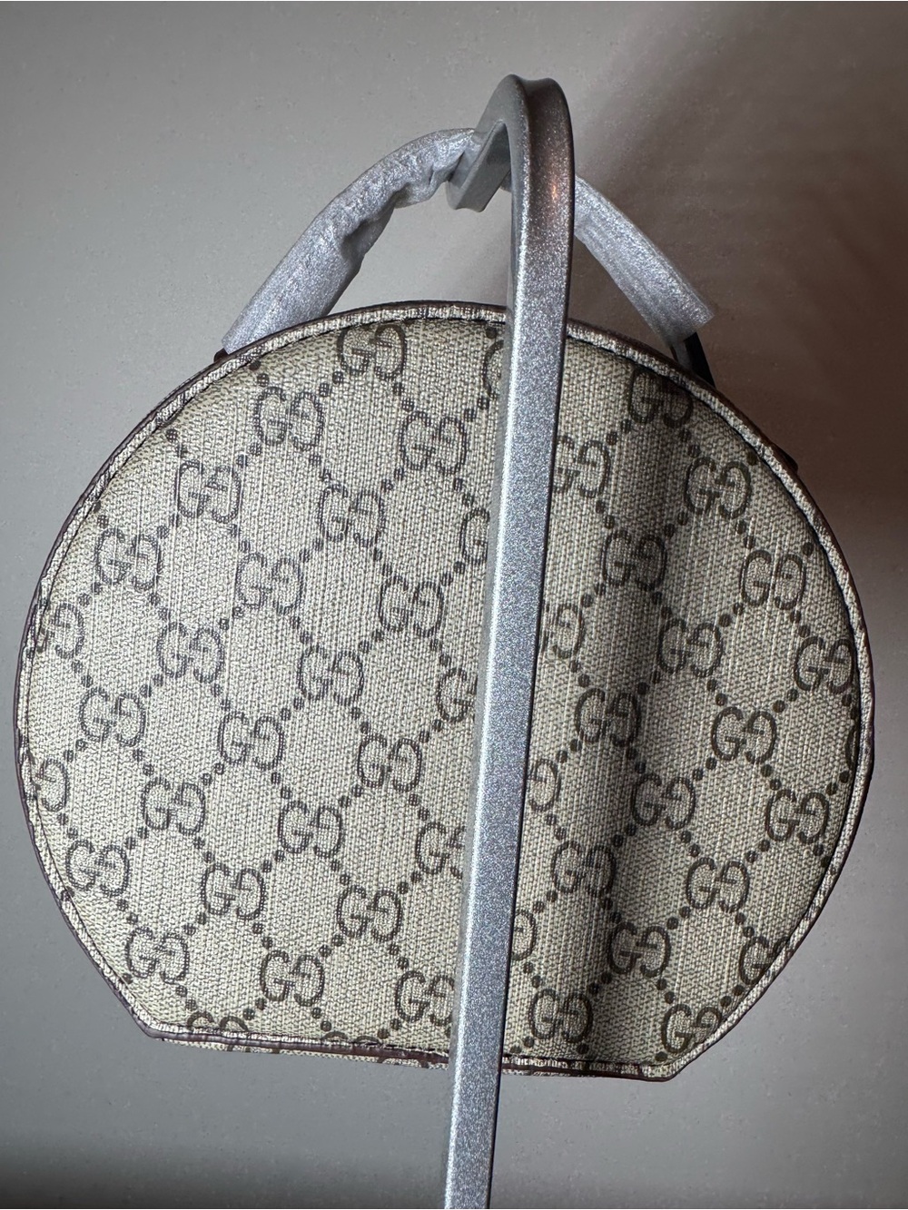 Round Mini Crossbody Bag; No Brand - Picture 2 of 13
